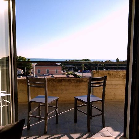 Via Mediterraneo 39 Casa Vacanze 佩塔恰托 外观 照片